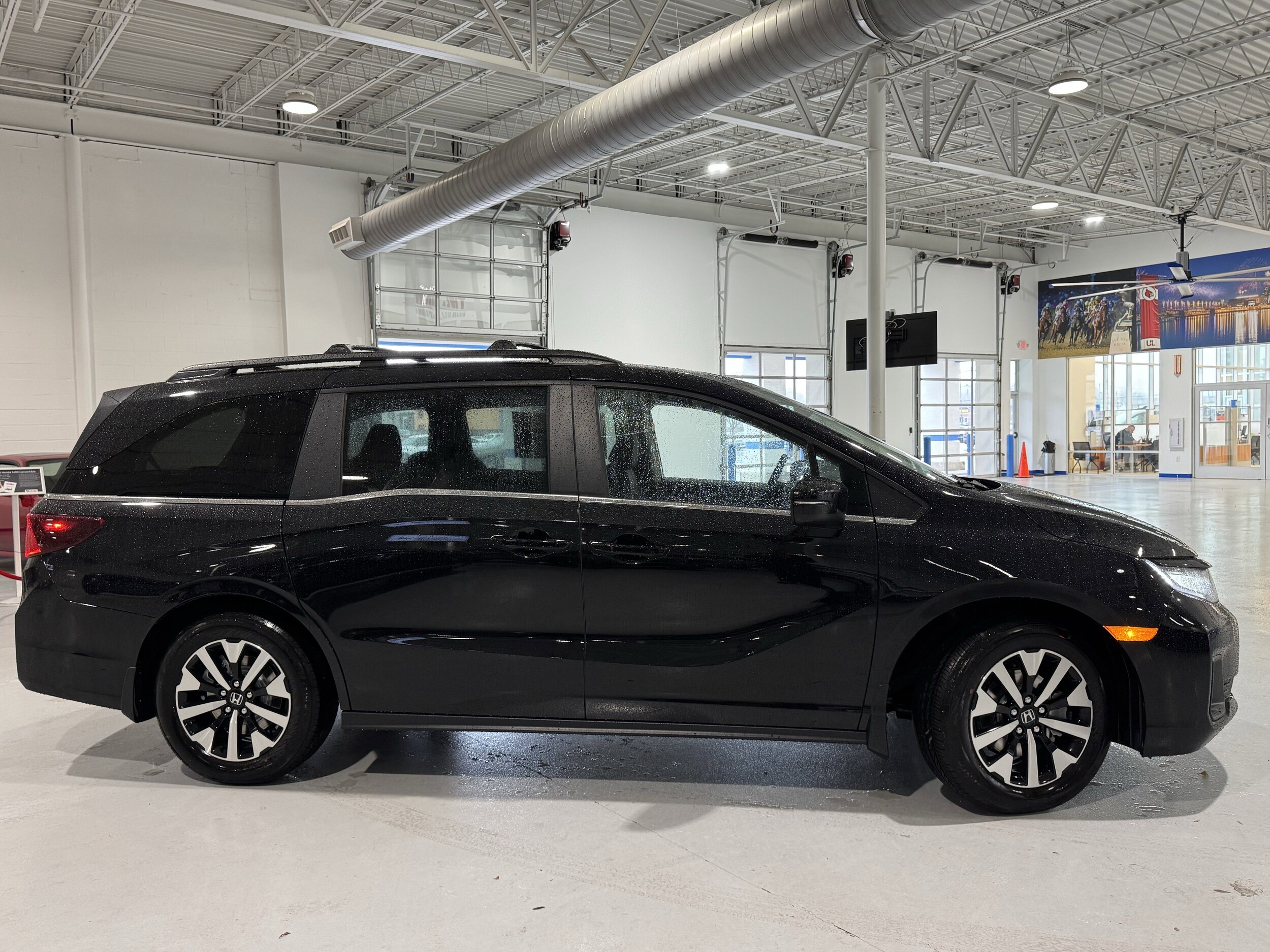 2026 Honda Odyssey EX-L photo 2