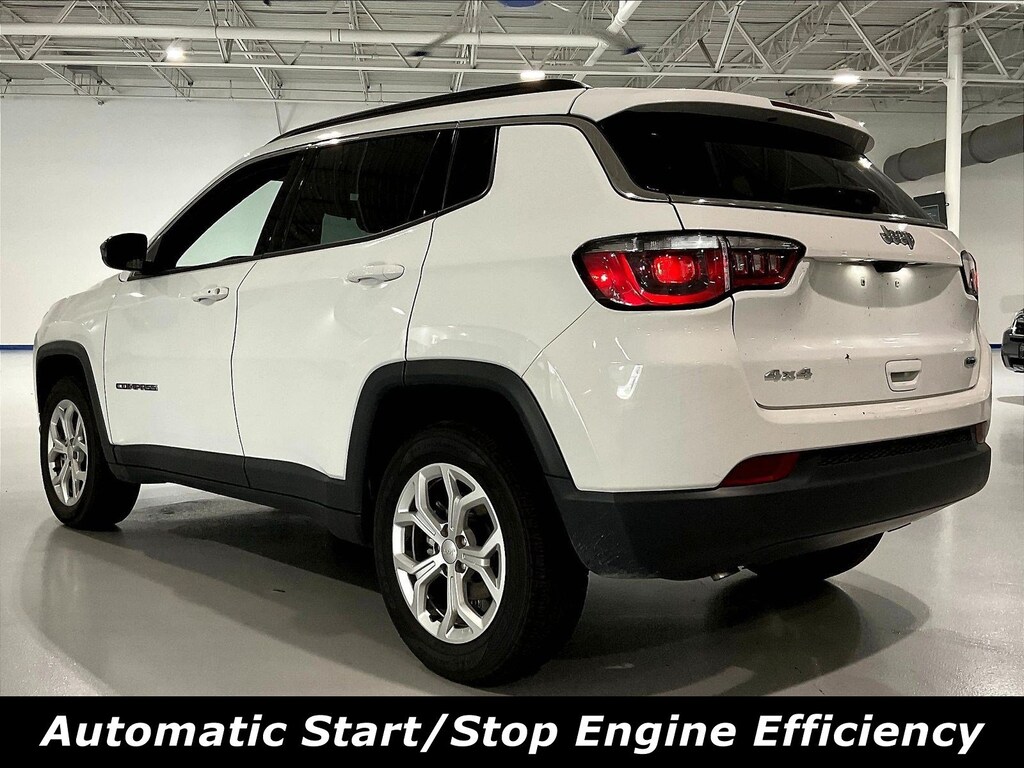 Used 2024 Jeep Compass Latitude 4x4 SUV