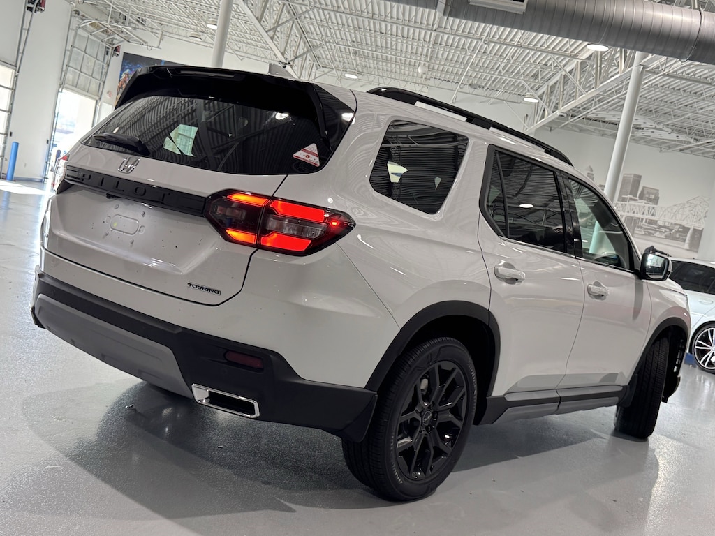 New 2025 Honda Pilot Touring+ SUV