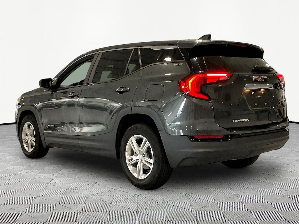 Used 2021 GMC Terrain FWD 4dr SLE SUV