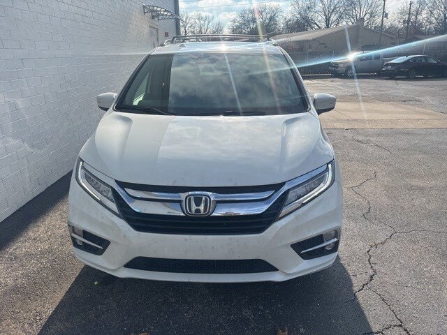 2019 Honda Odyssey Elite photo 2
