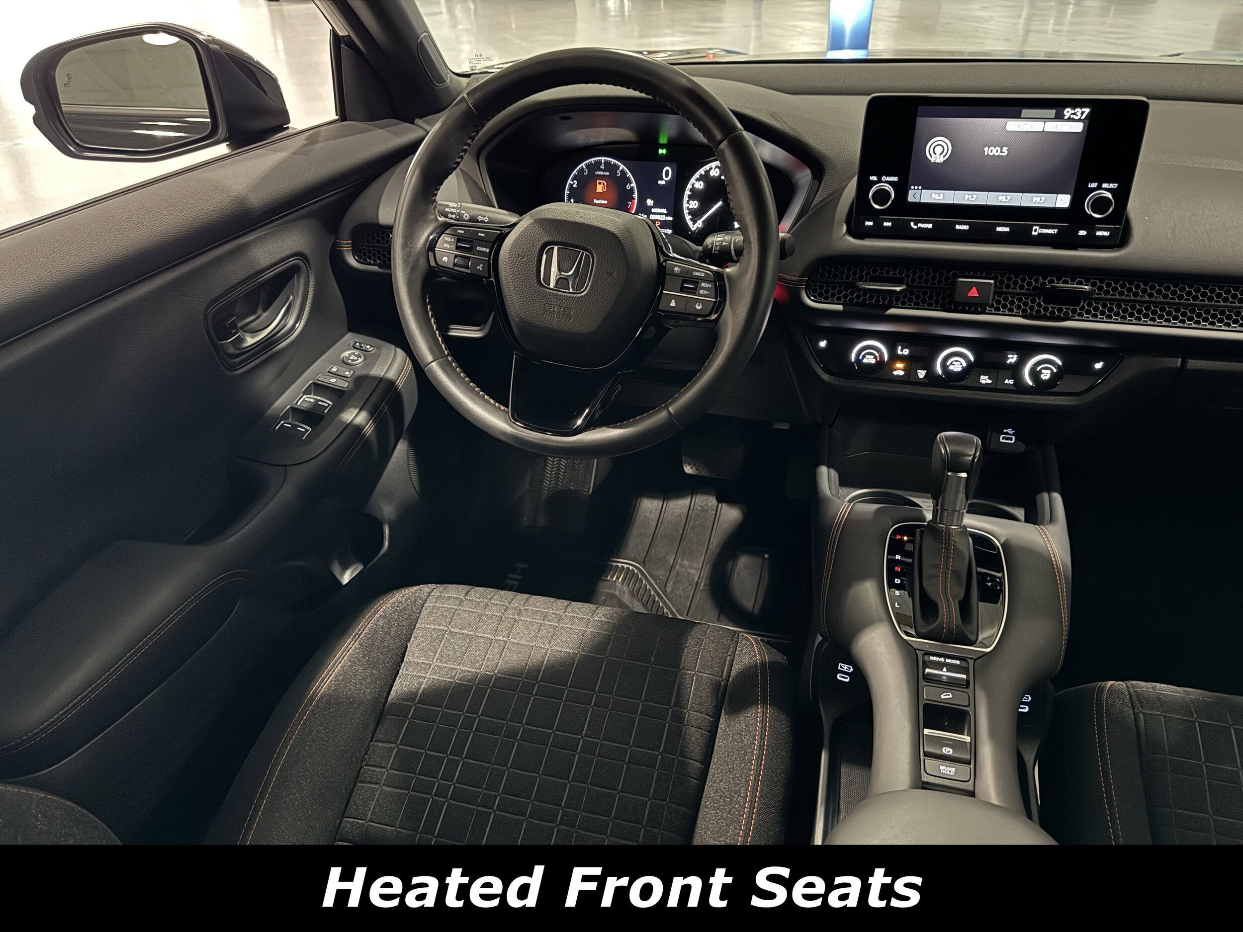 2025 Honda HR-V Sport photo 2