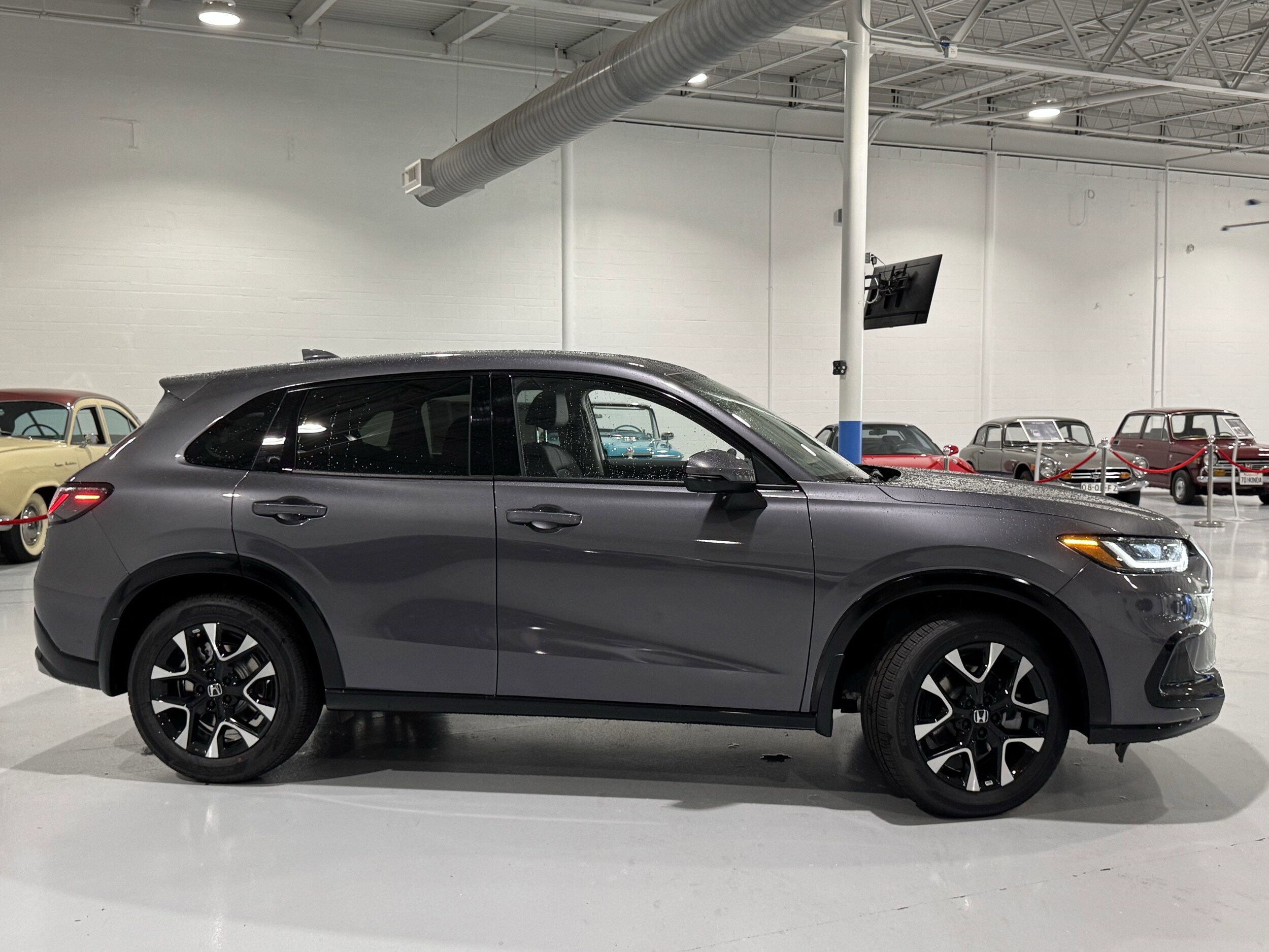2026 Honda HR-V EX-L photo 2