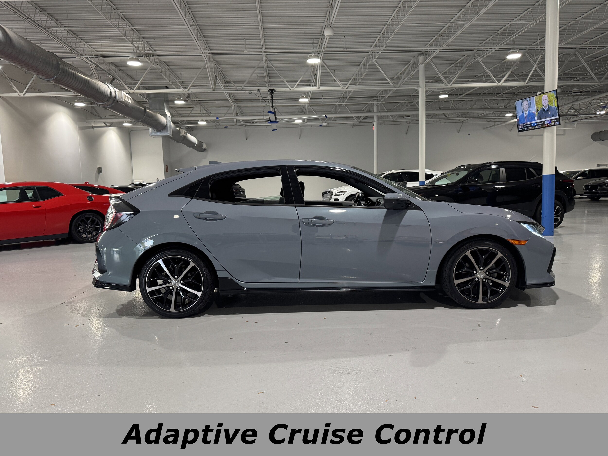 2020 Honda Civic Hatchback Sport photo 2