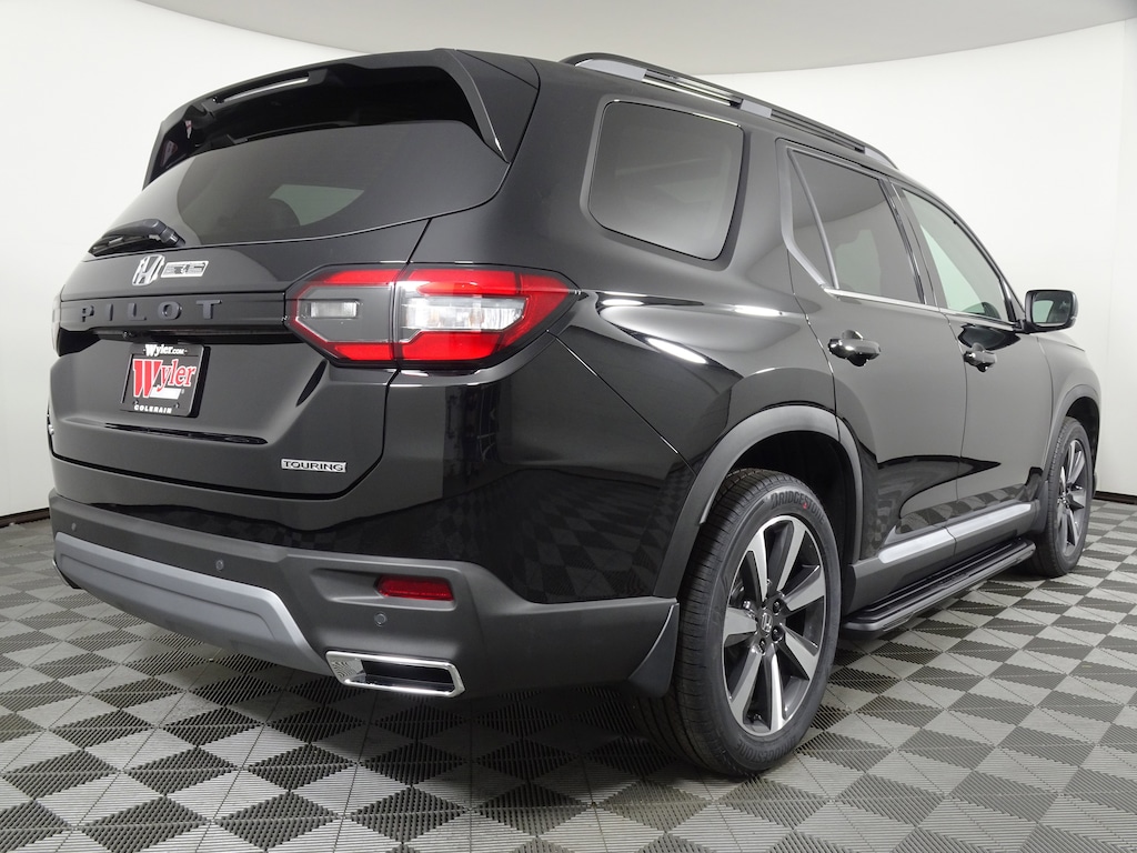 New 2025 Honda Pilot Touring SUV