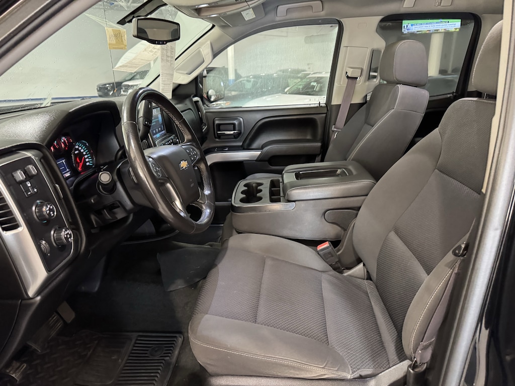Used 2016 Chevrolet Silverado 1500 4WD Double Cab 143.5 LT w/2LT Truck Double Cab