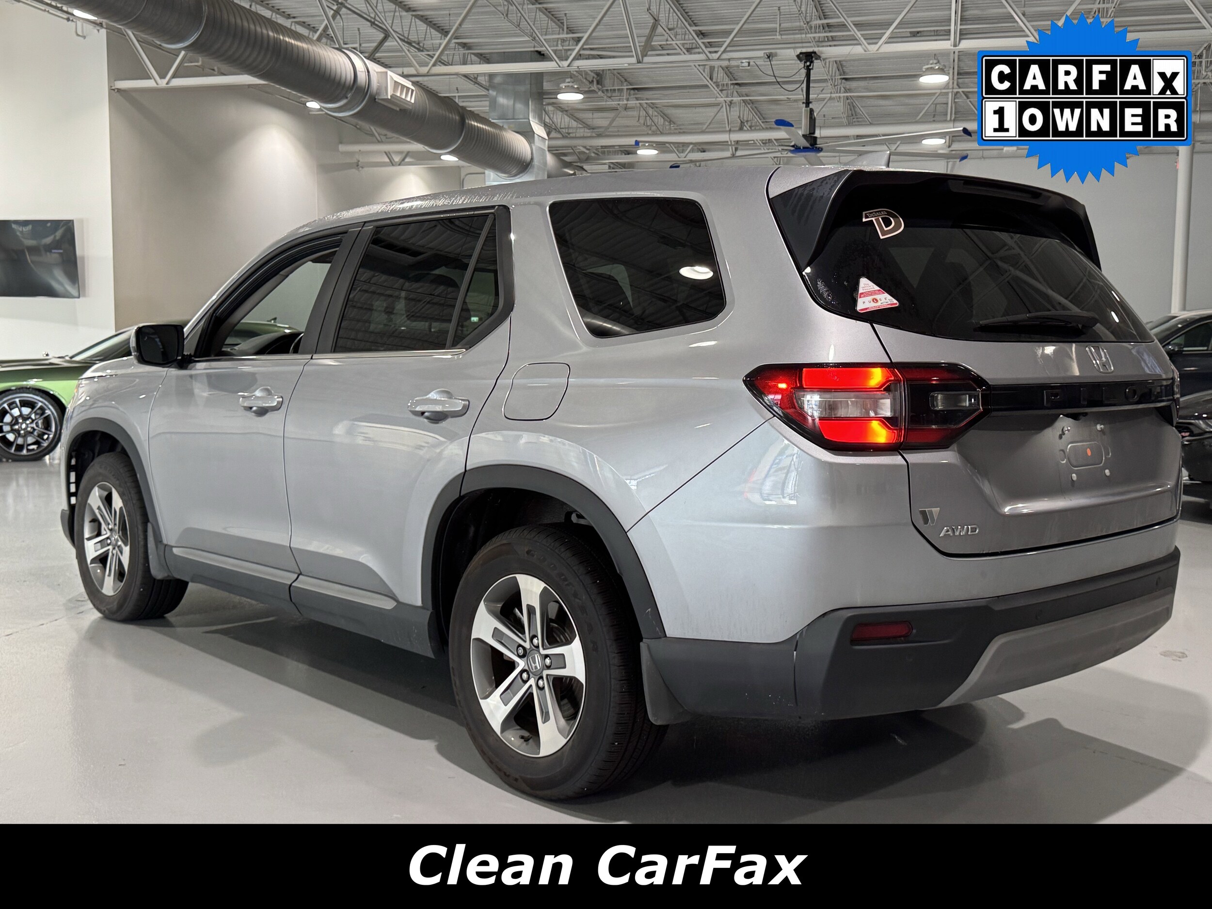 2025 Honda Pilot EX-L photo 4