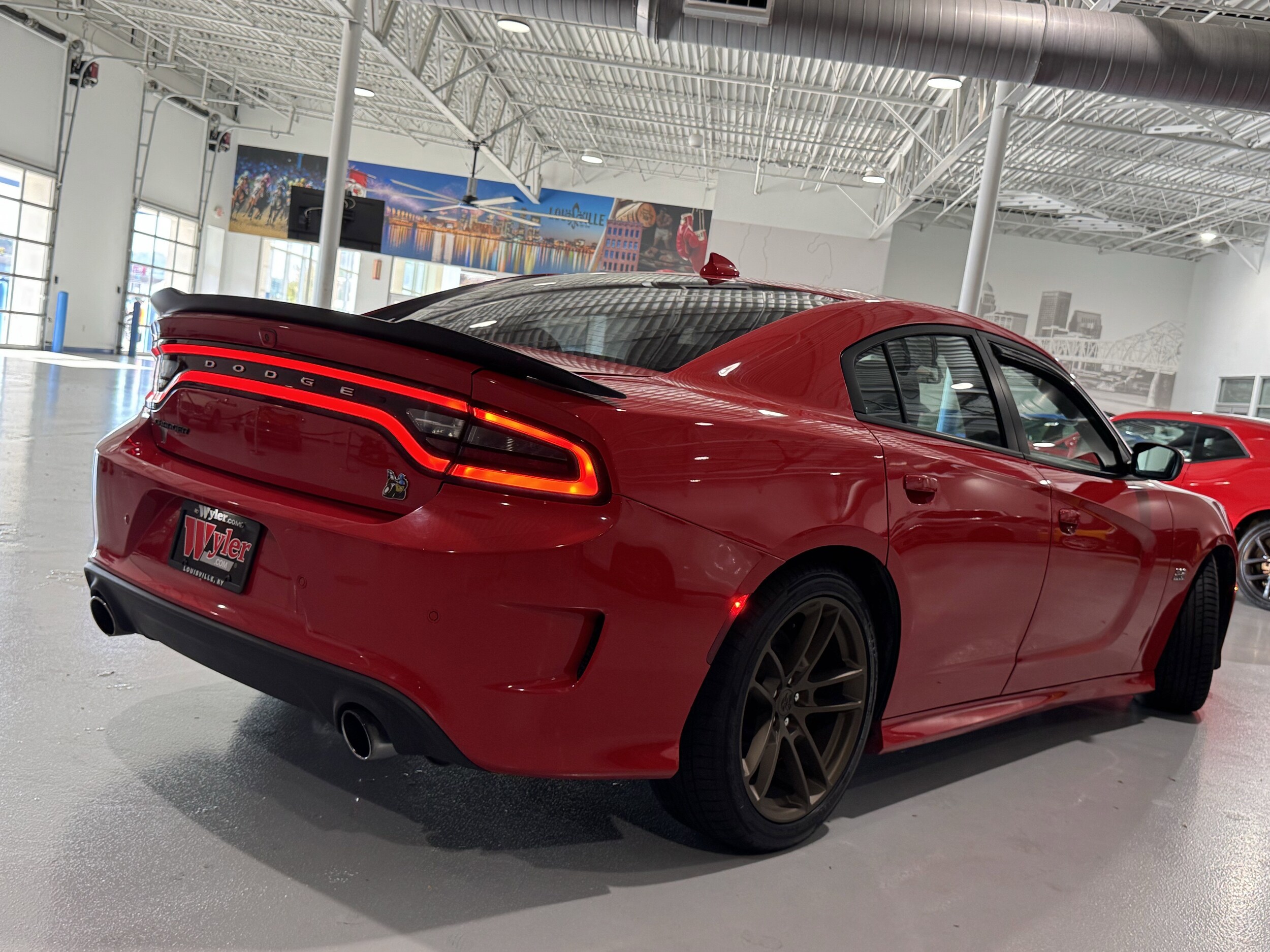 2019 Dodge Charger Scat Pack photo 2