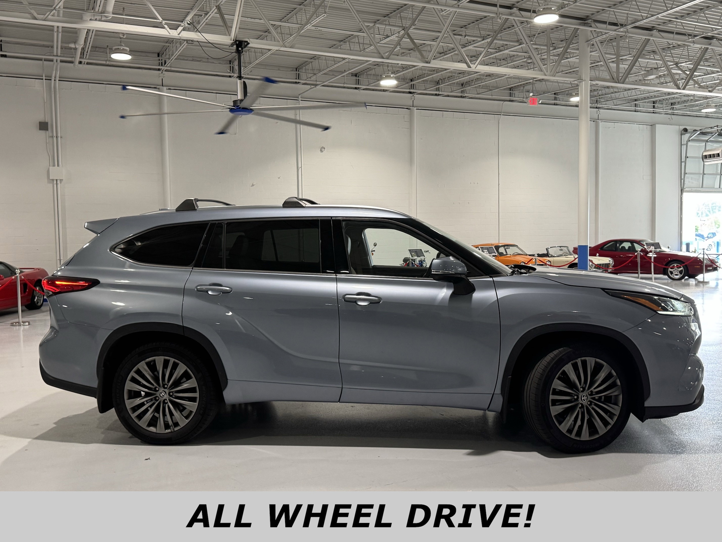 Used 2022 Toyota Highlander Platinum with VIN 5TDFZRBHXNS172984 for sale in Louisville, KY