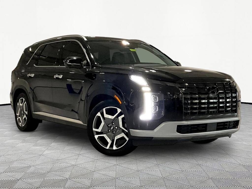 Used 2023 Hyundai Palisade SEL AWD SUV