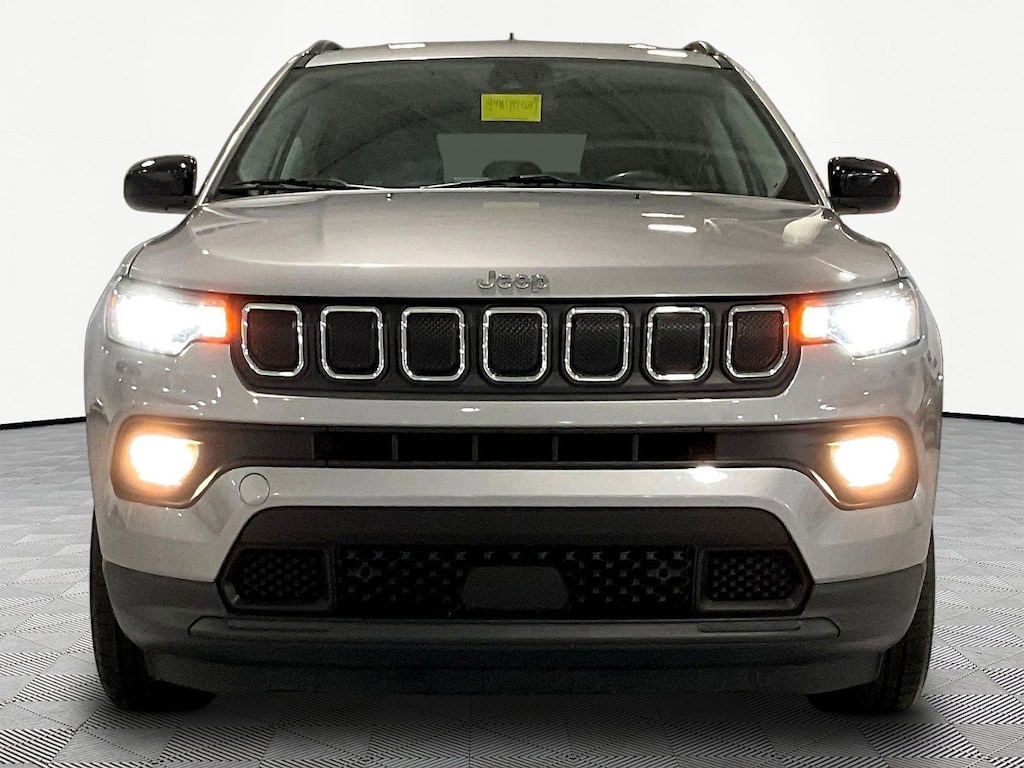Used 2022 Jeep Compass Latitude 4x4 SUV
