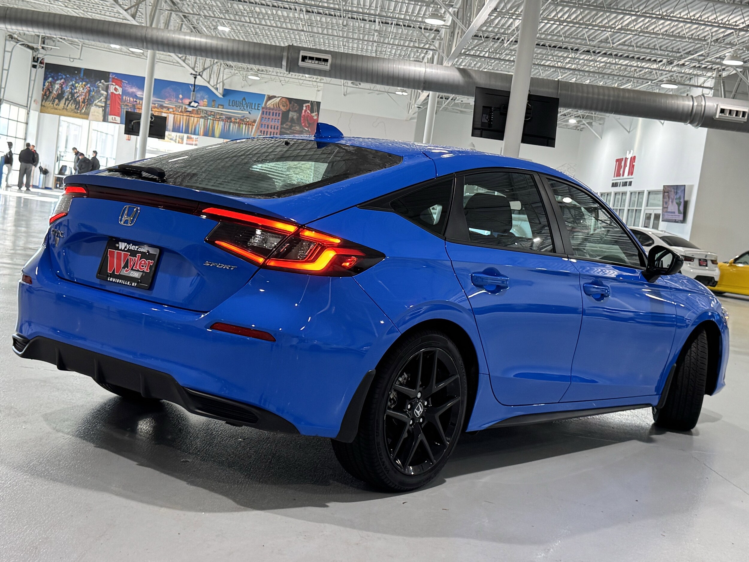 2024 Honda Civic Hatchback Sport photo 2