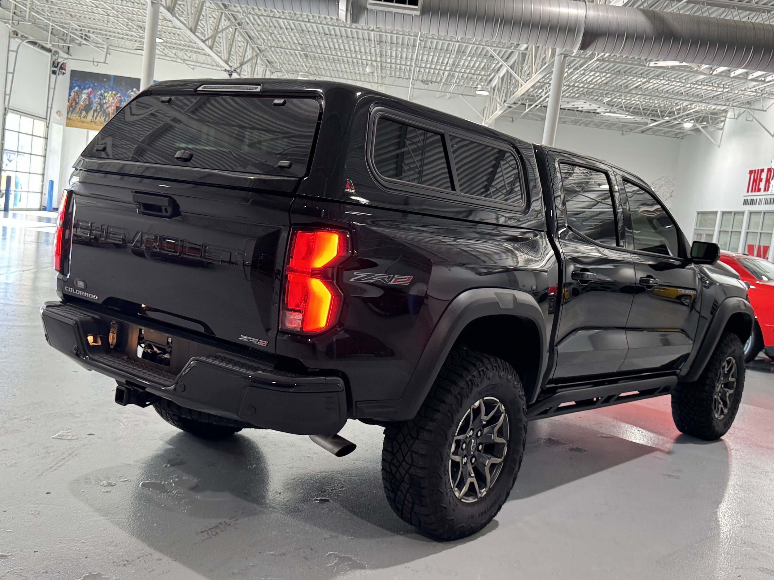 2024 Chevrolet Colorado ZR2 photo 2