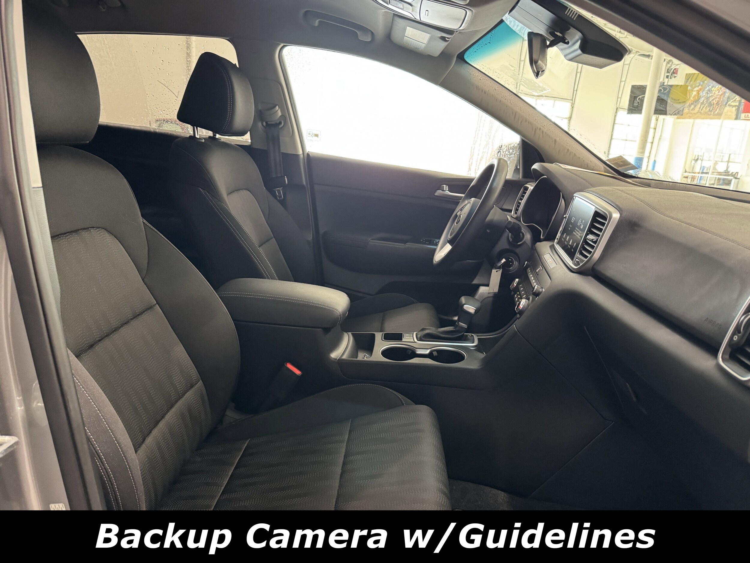 2022 Kia Sportage LX photo 4