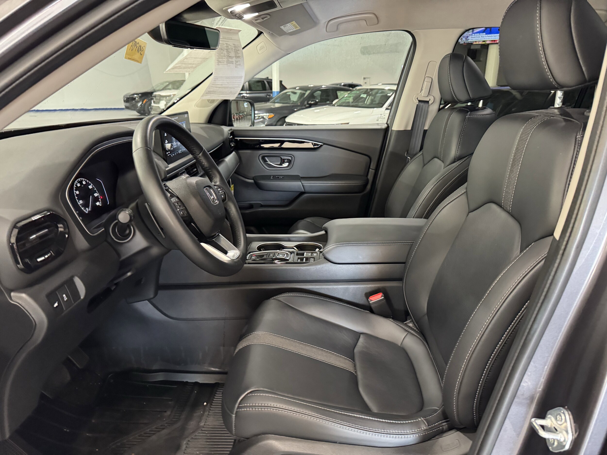 2025 Honda Pilot EX-L photo 4