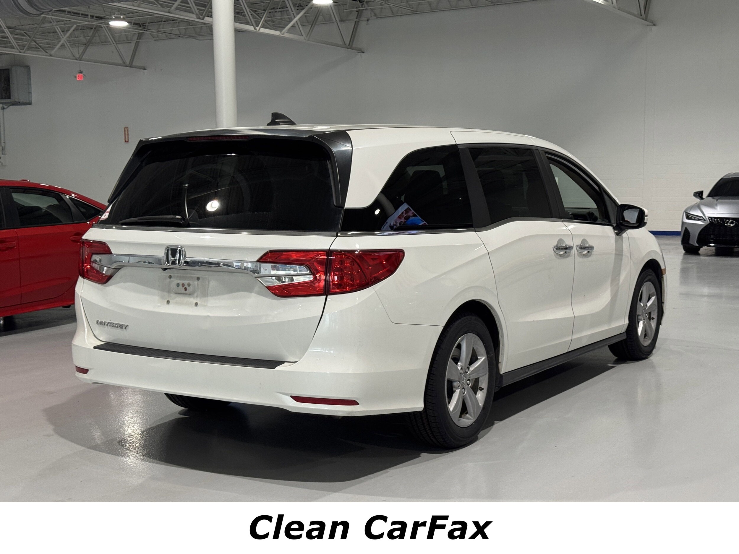 2020 Honda Odyssey EX photo 2