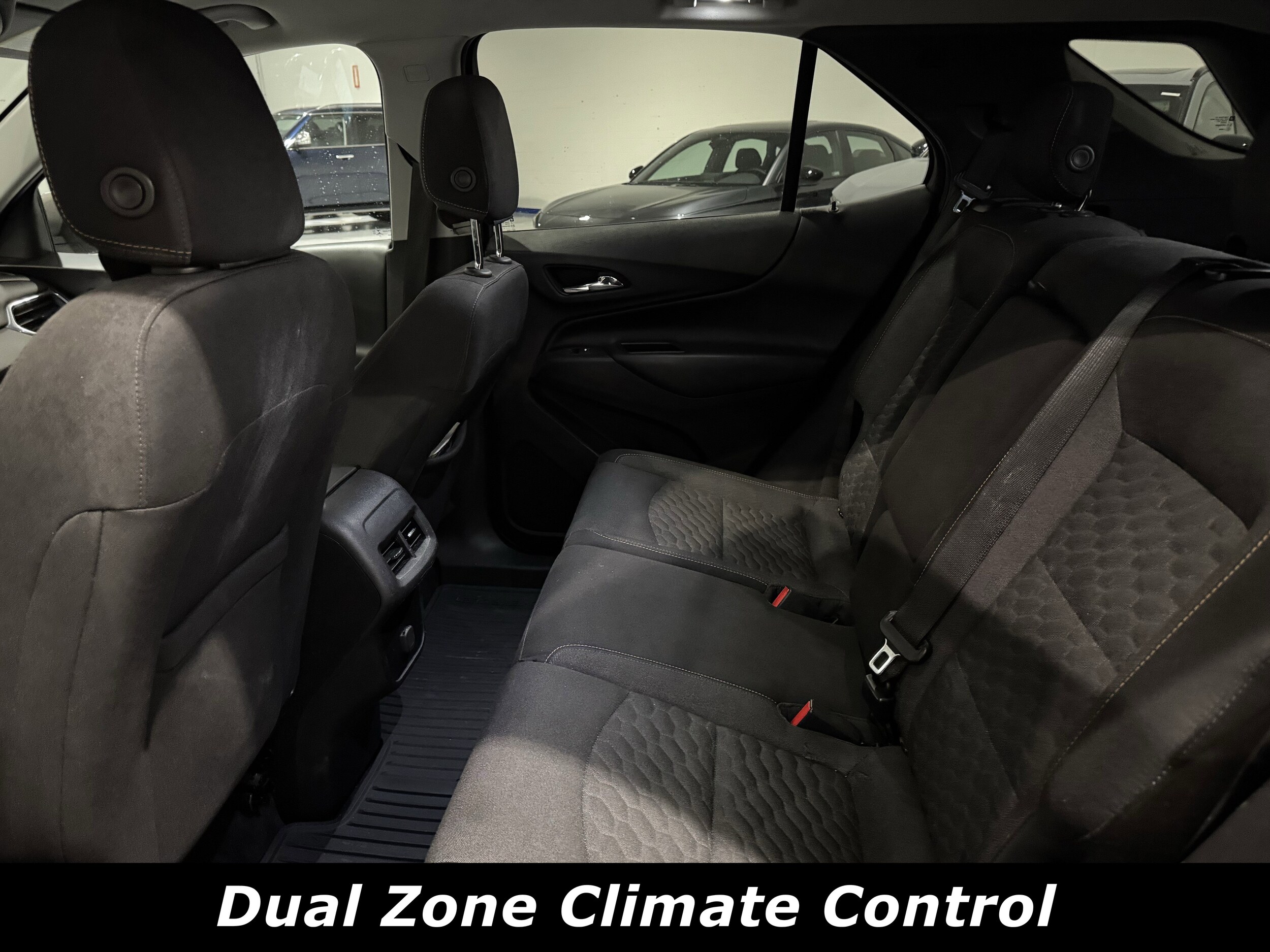 2018 Chevrolet Equinox photo 4