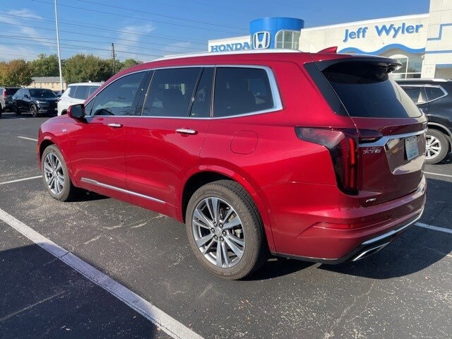 2020 Cadillac XT6 Premium Luxury photo 2