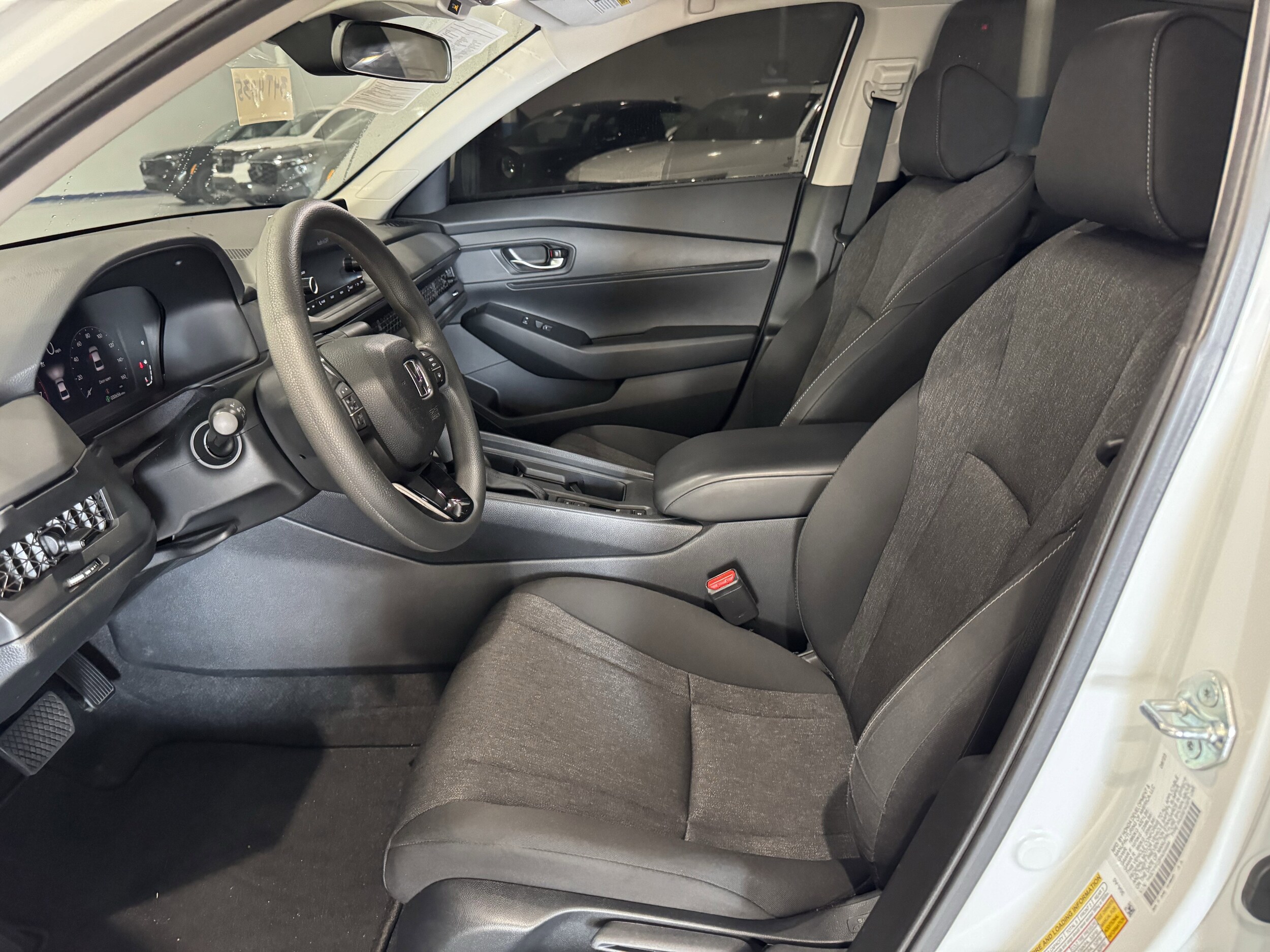 2023 Honda Accord LX photo 4