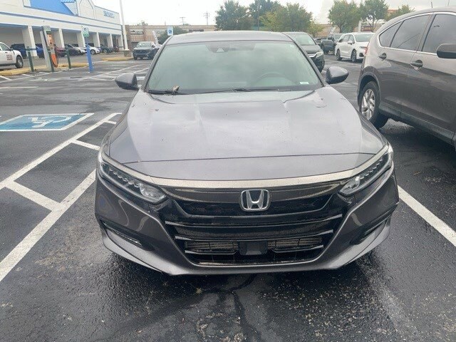 2019 Honda Accord Sport 2.0T photo 2