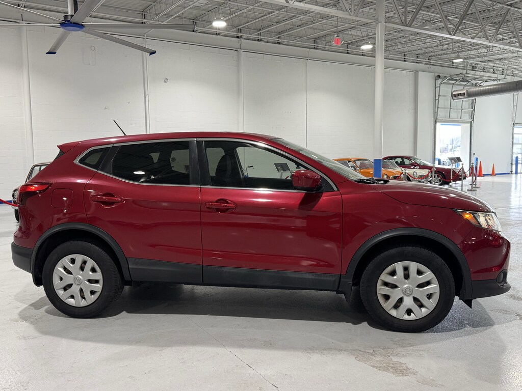 Used 2018 Nissan Rogue Sport FWD S SUV