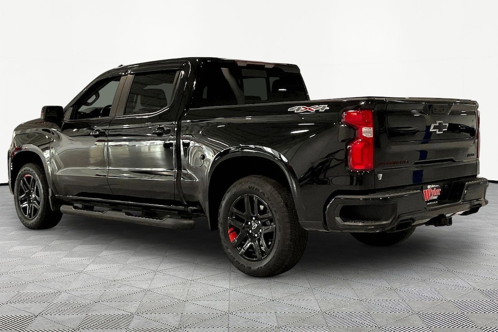 Used 2022 Chevrolet Silverado 1500 4WD Crew Cab 147 RST Truck Crew Cab