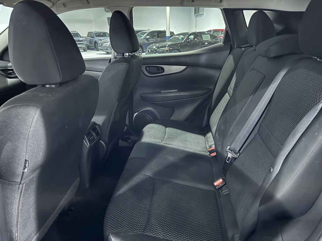 Used 2018 Nissan Rogue Sport FWD S SUV