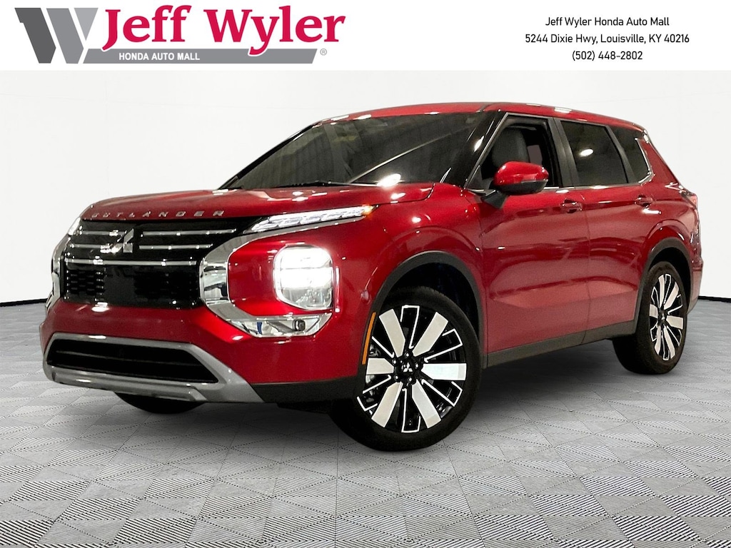 Used 2025 Mitsubishi Outlander SE S-AWC SUV