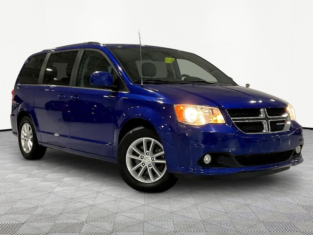 Used 2019 Dodge Grand Caravan SXT Wagon Van Passenger Van
