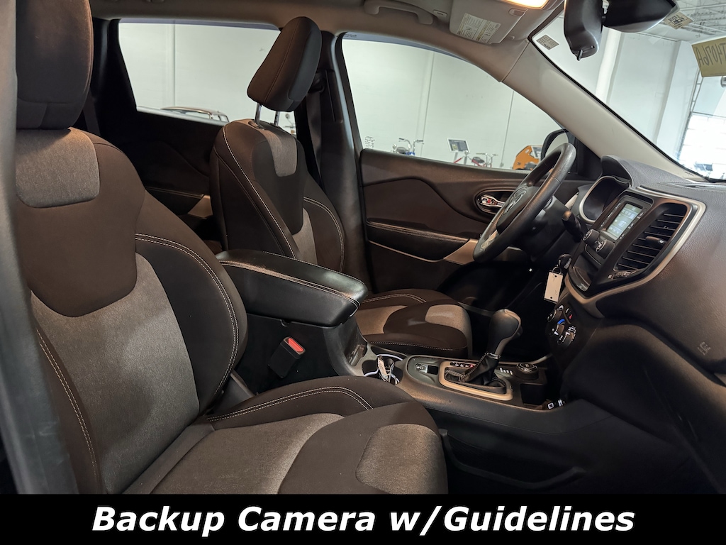 Used 2018 Jeep Cherokee Latitude 4x4 SUV