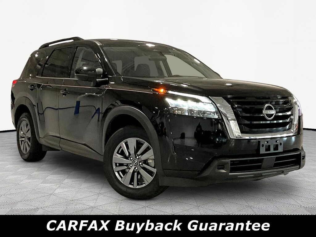Used 2025 Nissan Pathfinder SV 4WD SUV
