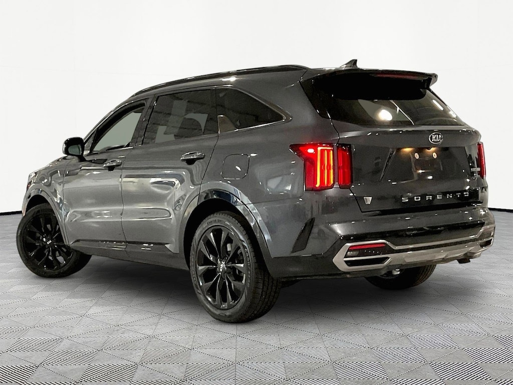 Used 2021 Kia Sorento SX FWD SUV