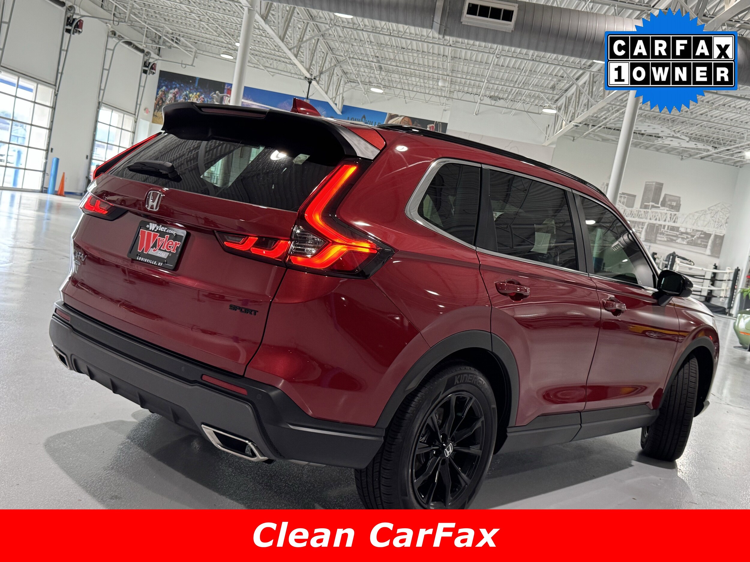 2025 Honda CR-V Hybrid Sport-L photo 2