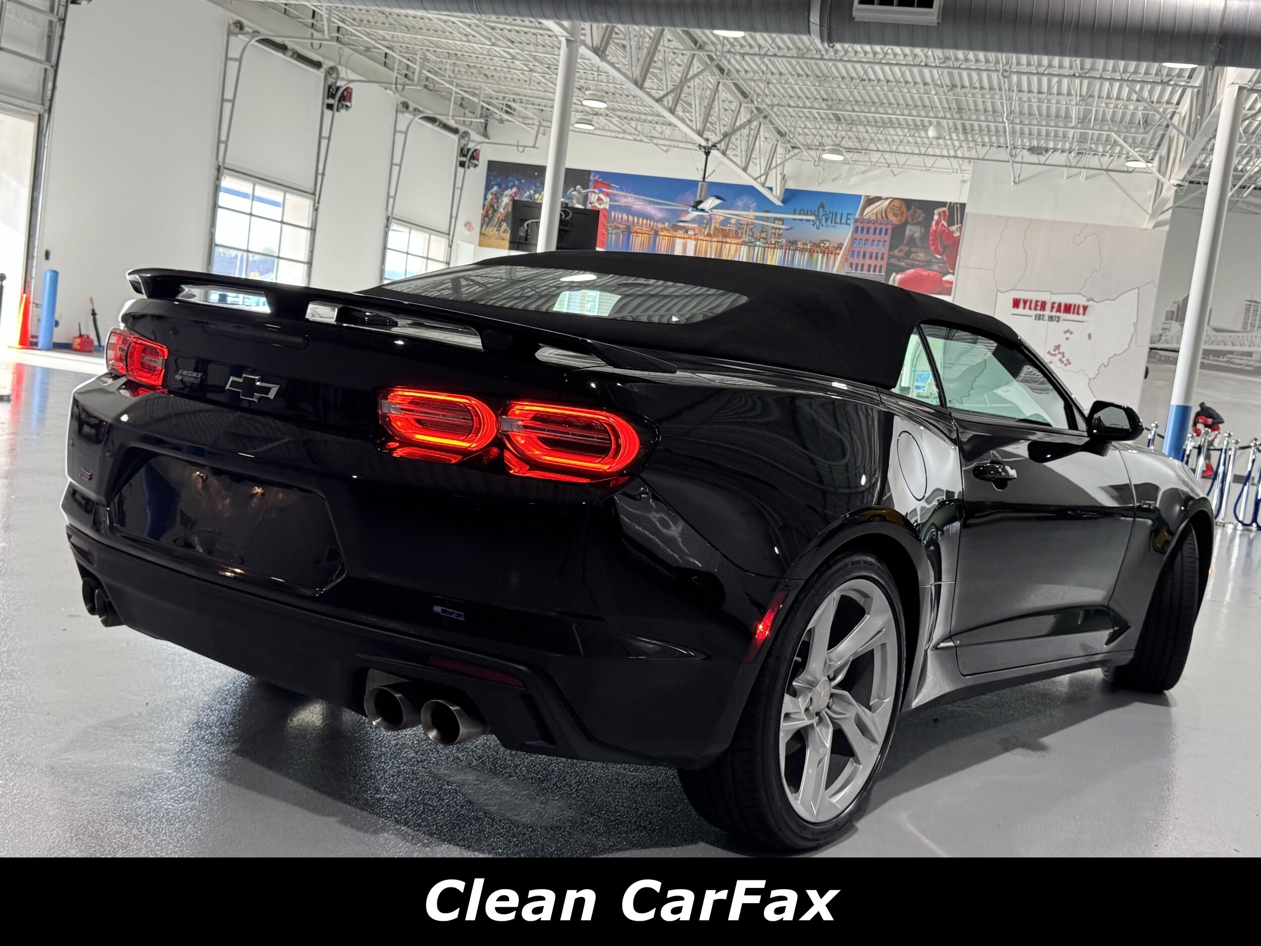 2023 Chevrolet Camaro LT1 photo 3