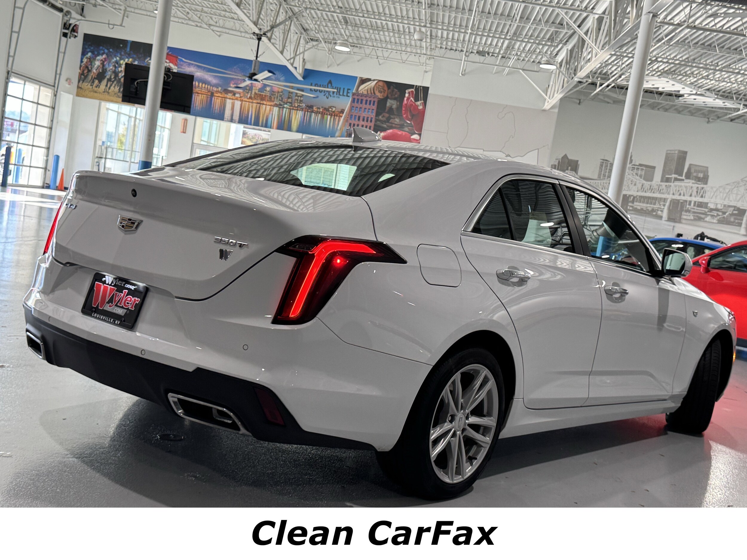 2023 Cadillac CT4 Luxury photo 2
