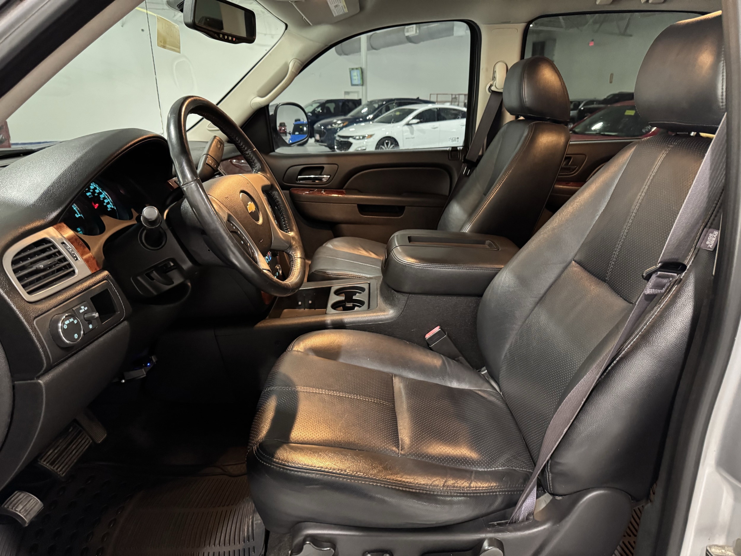 Image of 2013 Chevrolet Avalanche 2WD Crew Cab LS Truck