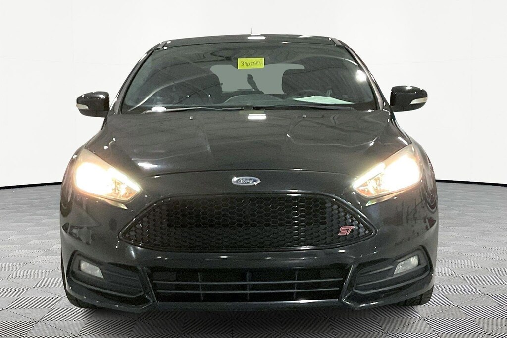 Used 2015 Ford Focus 5dr HB ST Hatchback