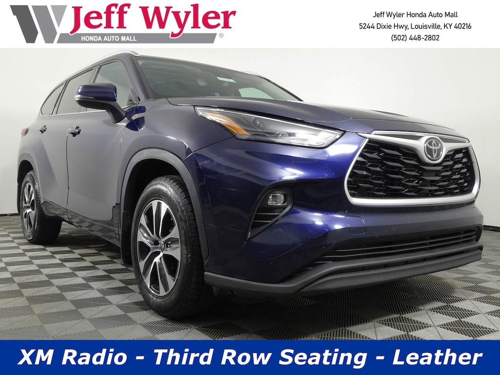 Used 2022 Toyota Highlander XLE AWD SUV