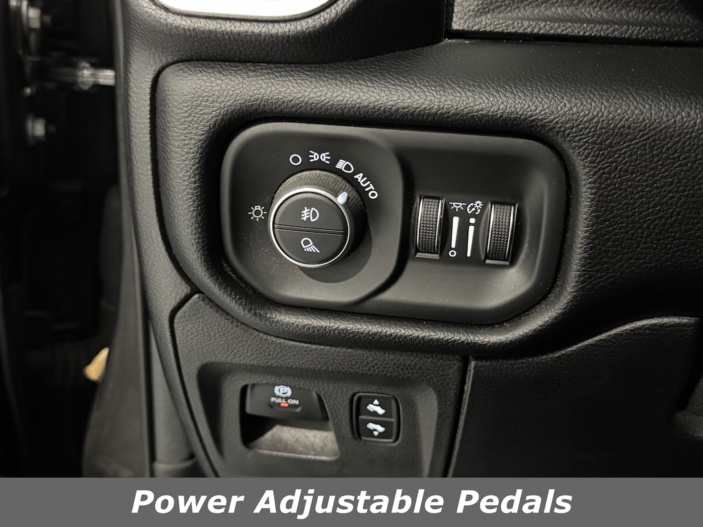 Used 2019 Ram 1500 Big Horn/Lone Star 4x4 Crew Cab 57 Box Truck Crew Cab