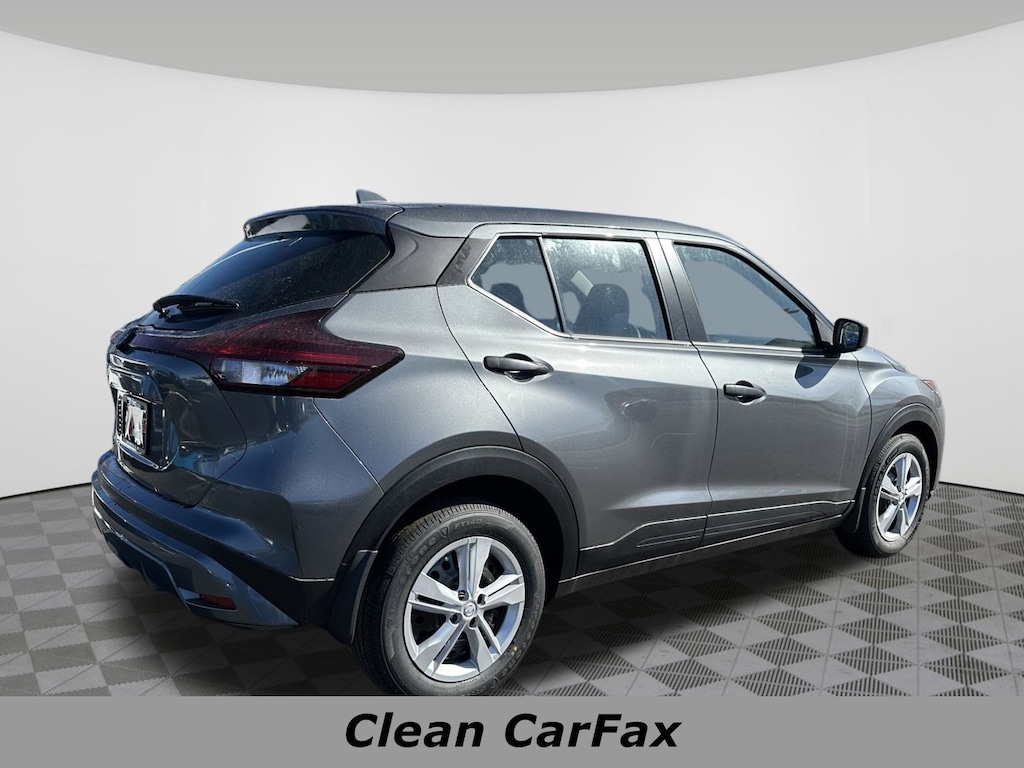 Used 2025 Nissan Kicks Play S FWD SUV