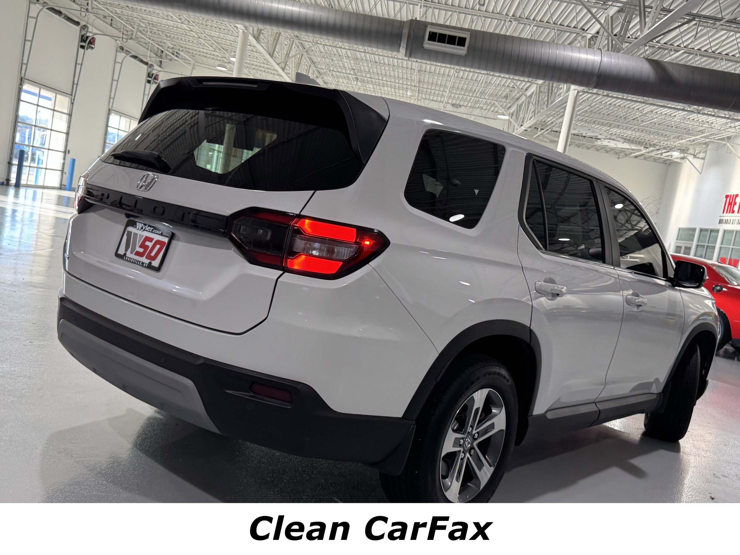 2025 Honda Pilot EX-L photo 3