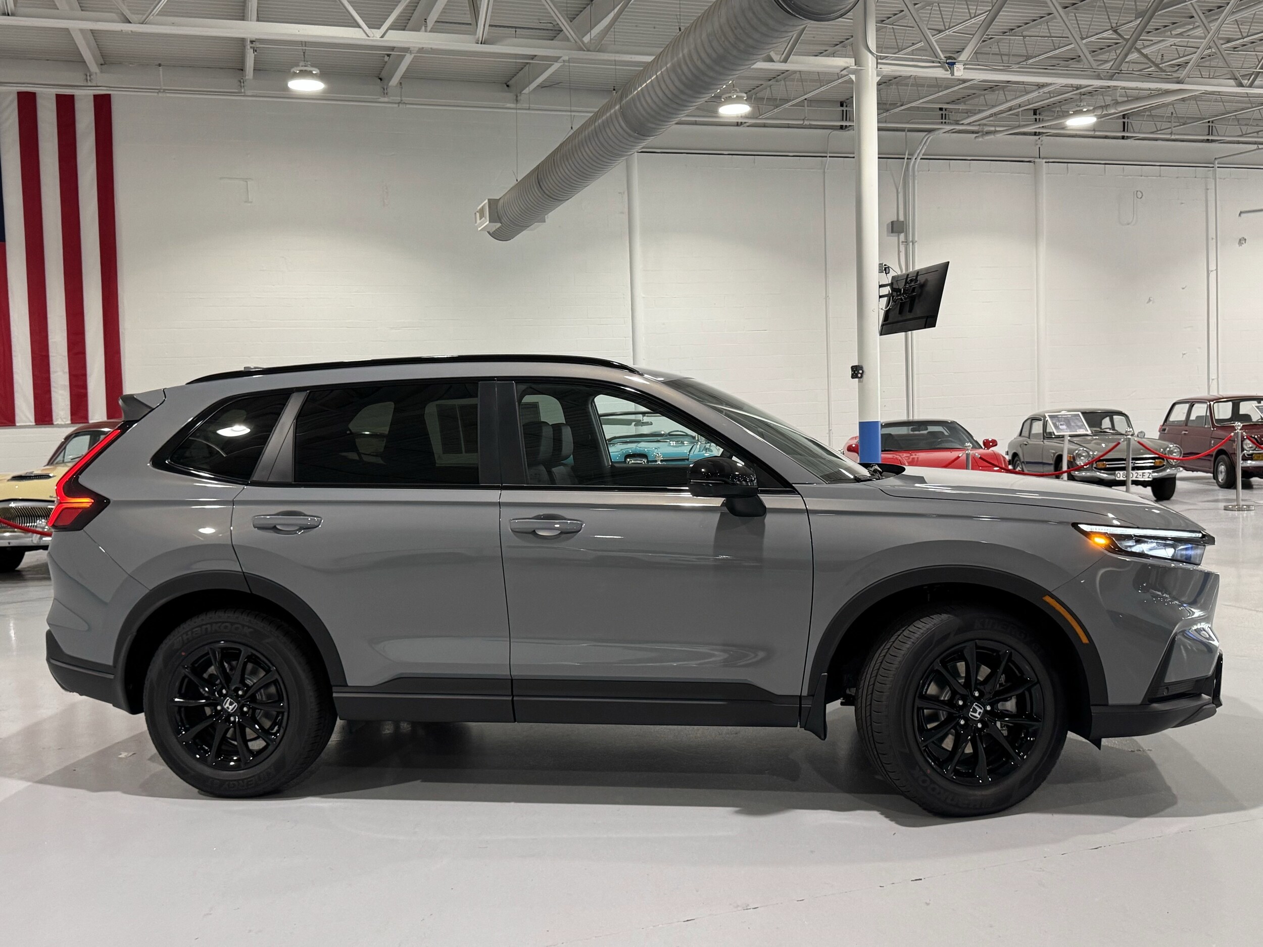 2026 Honda CR-V Hybrid Sport-L photo 2