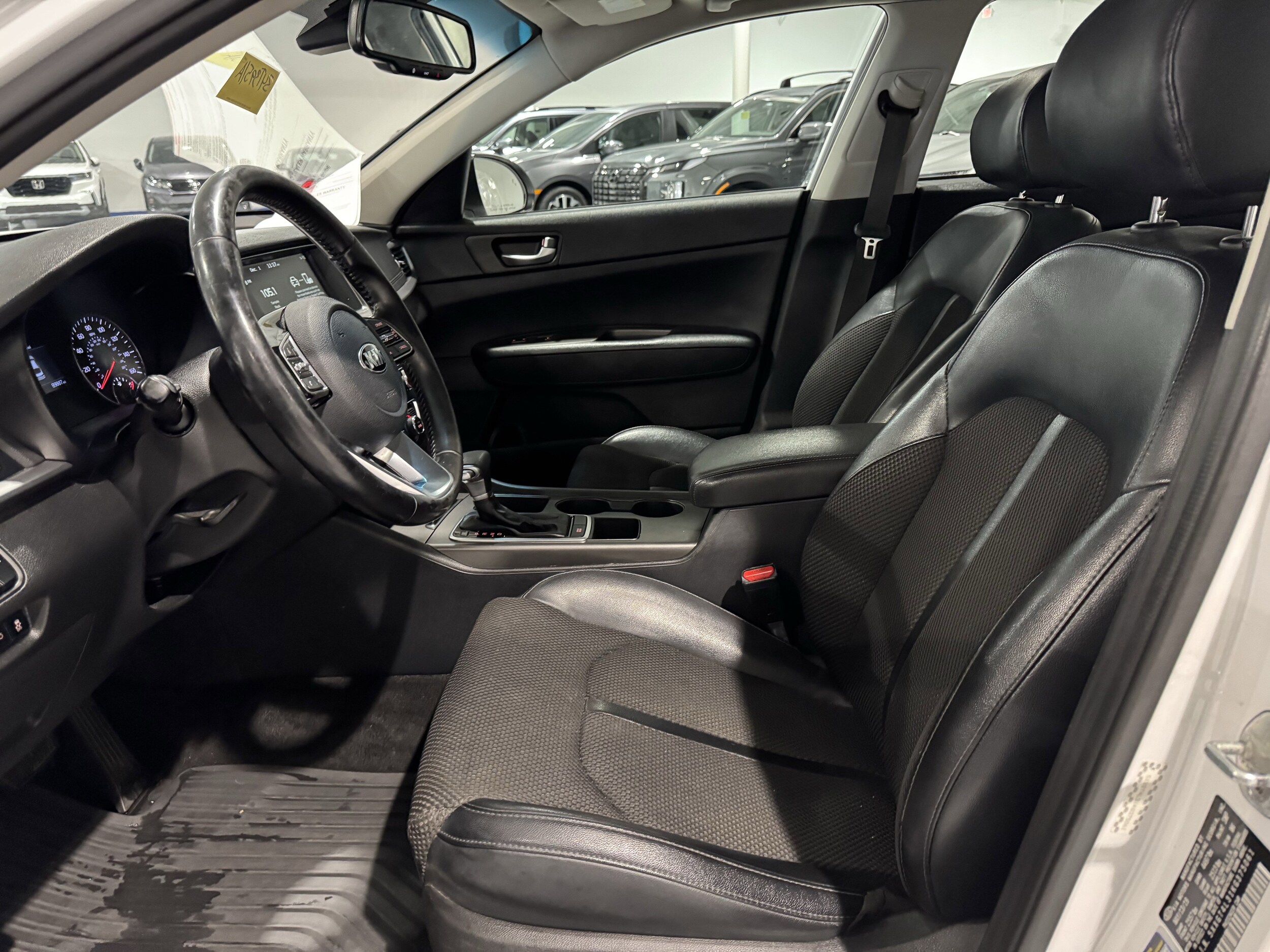 2019 Kia Optima S photo 4