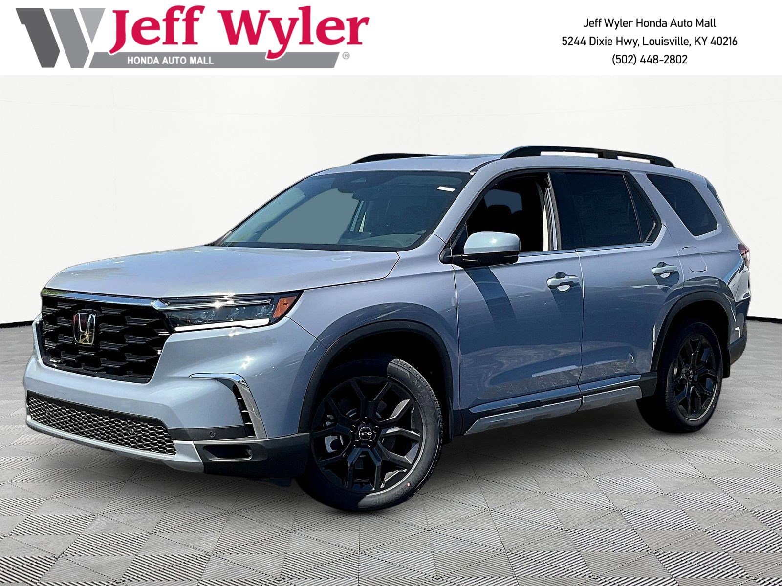 2025 Honda Pilot Touring AWD's photo