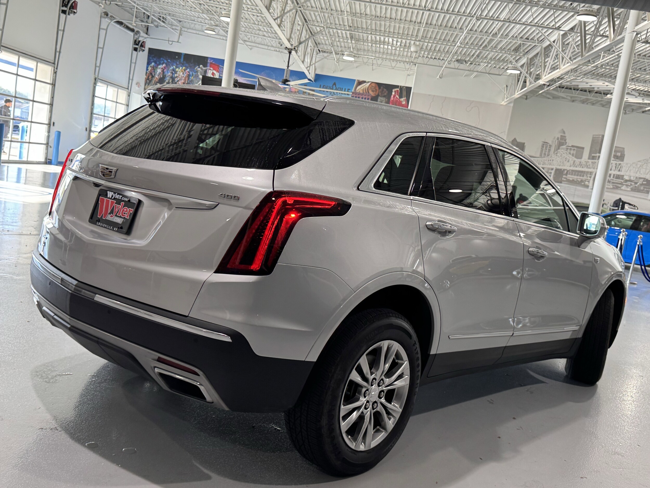 2020 Cadillac XT5 Premium Luxury photo 3