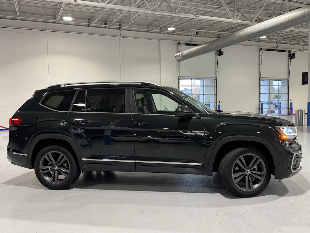 Used 2022 Volkswagen Atlas 3.6L V6 SEL R-Line 4MOTION SUV