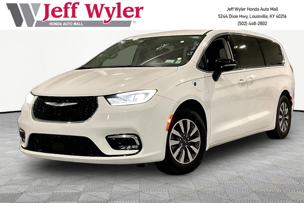 Used 2024 Chrysler Pacifica Hybrid Select FWD Van Passenger Van