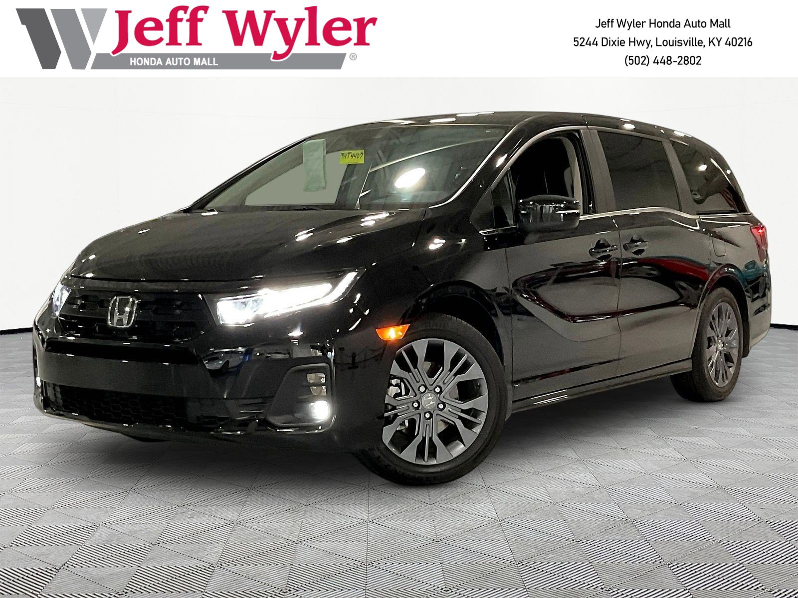2025 Honda Odyssey Touring's photo
