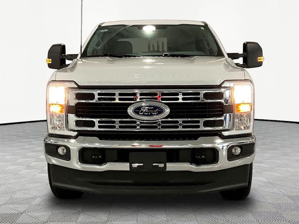 Used 2025 Ford Super Duty F-250 SRW Truck Crew Cab