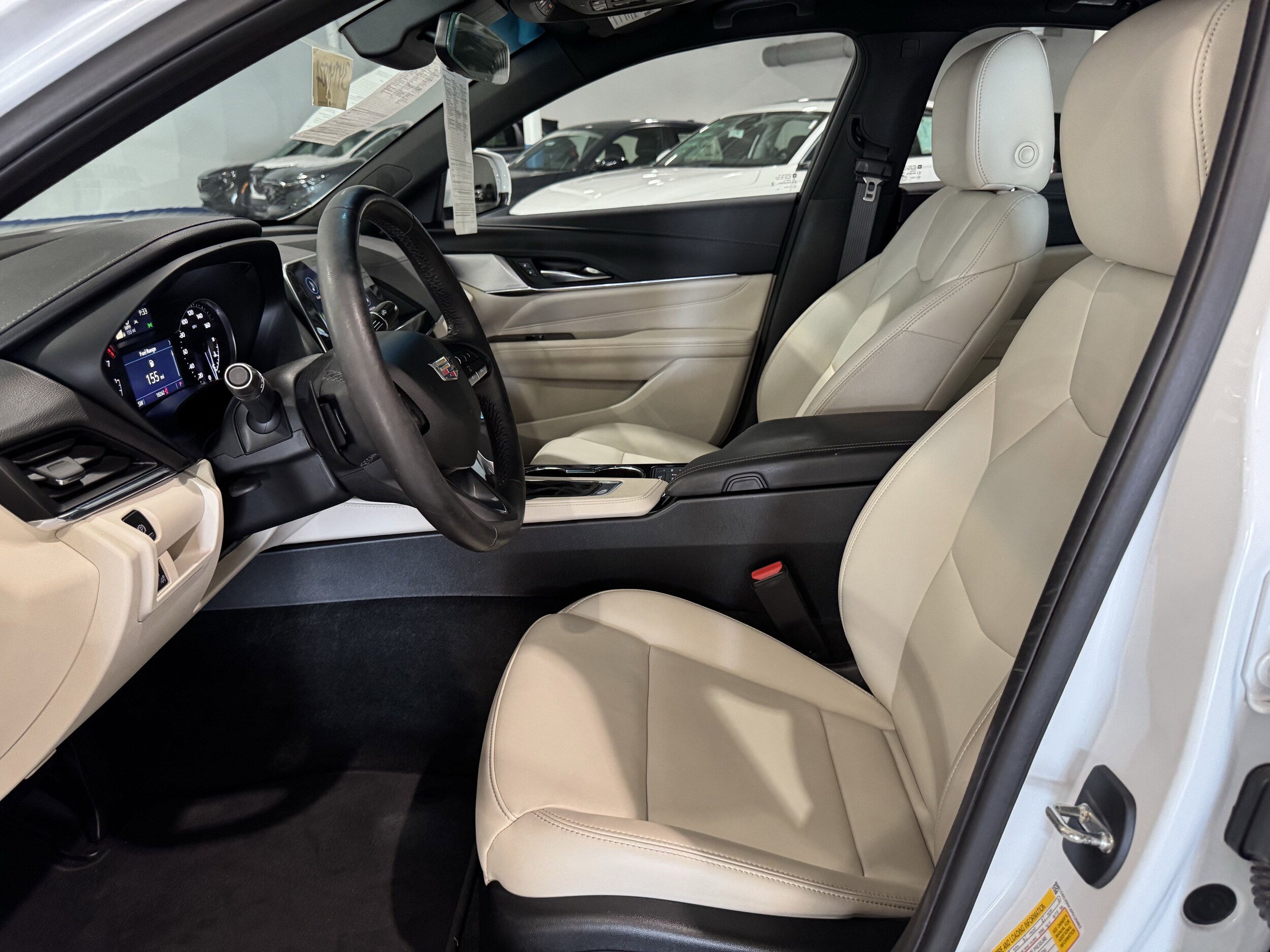 2023 Cadillac CT4 Luxury photo 4